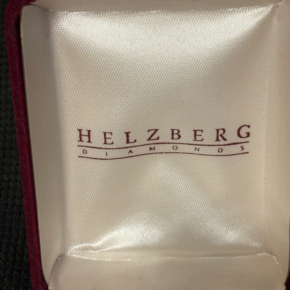 Helzberg 14K pearl/ diamond necklace - Picture 3 of 7